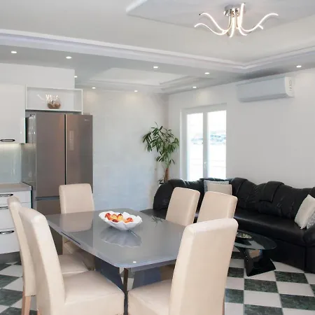 Seaside With 3 Terraces * 트로기르
