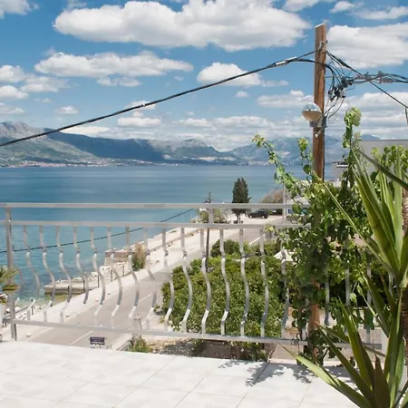 아파트 Seaside With 3 Terraces