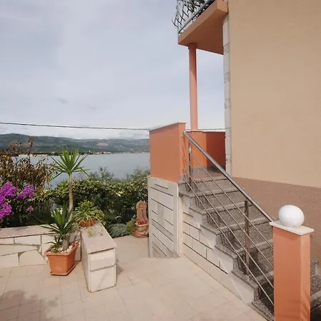 Apartmán Seaside With 3 Terraces *